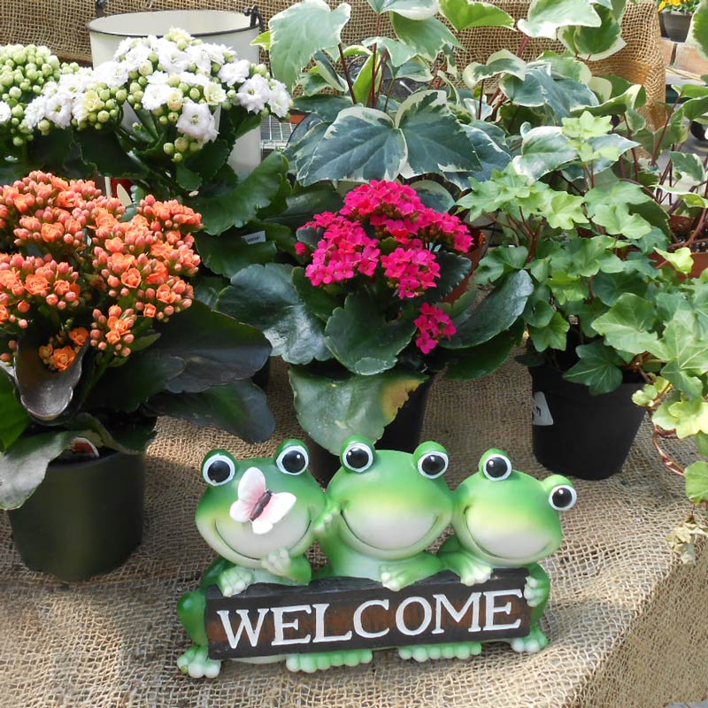 Garden-Center-welcome urbanowicz family